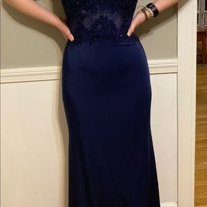 Elegant blue prom dress!!! Size 10 but fits more like a 6!
